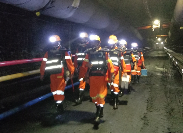 1672714019943512.jpg 下矿预检.jpg