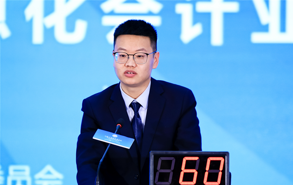 1676885189133569.png 作者小我私家照.png