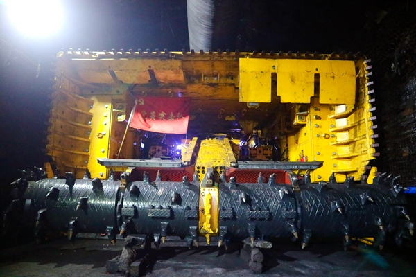 1680599752424064.jpg 2.jpg