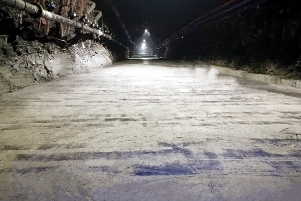 1681981661585675.jpg 矸石_副本.jpg