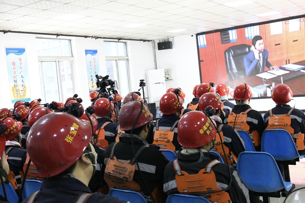 1682564214186589.jpg ԢĿÇå¾²¾¯Ê¾½ÌÓýƬ_¸±±¾.jpg